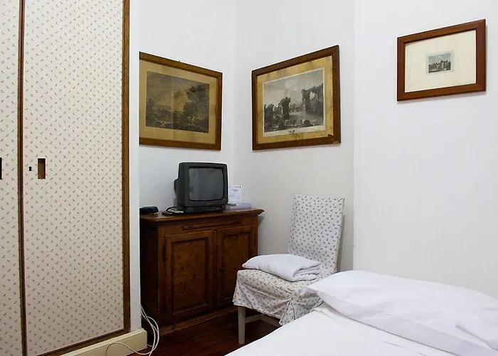 Cristina Rossi Bed & Breakfast 3*