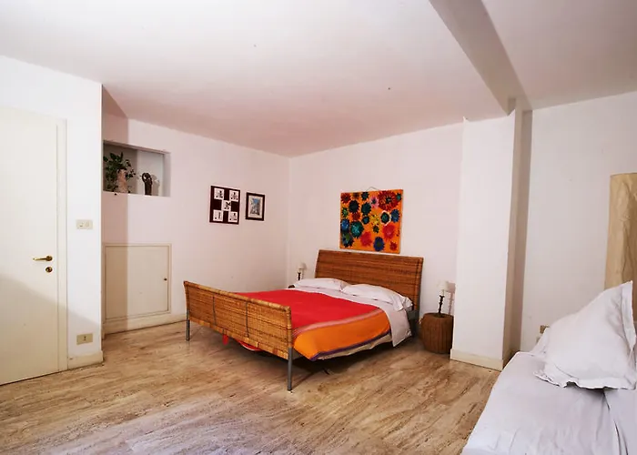 Cristina Rossi Bed & Breakfast Bologna