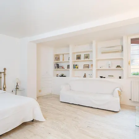 Cristina Rossi Bed&Breakfast Bed & Breakfast