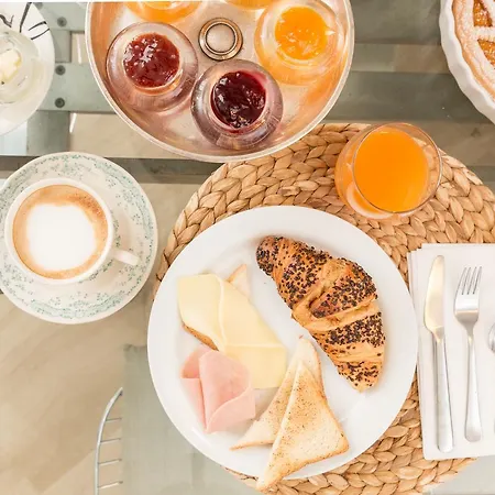 Cristina Rossi Bed&Breakfast Bed & Breakfast 3*