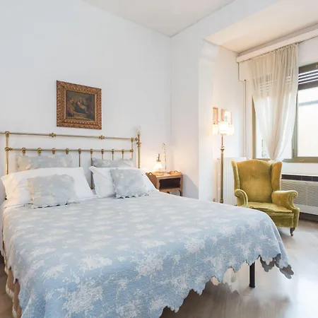 Oda ve Kahvaltı Cristina Rossi 3*