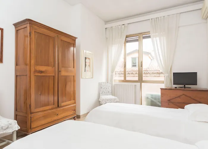 Cristina Rossi Bed & Breakfast 3*